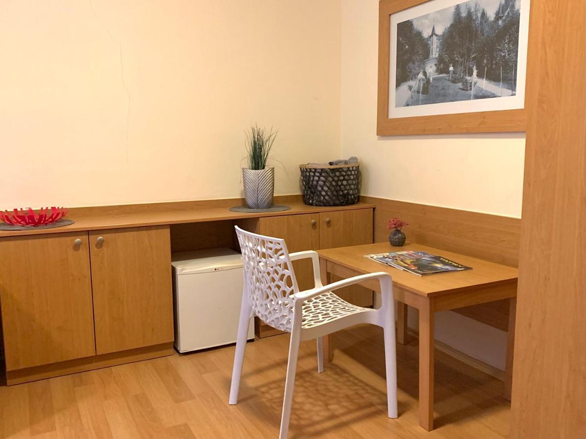 劳耶克特普利采 塔利斯曼旅馆酒店 外观 照片